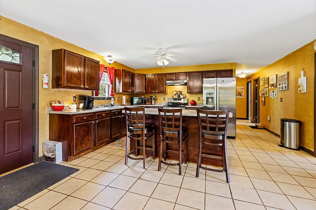 121 Dutton Road China ME 04358