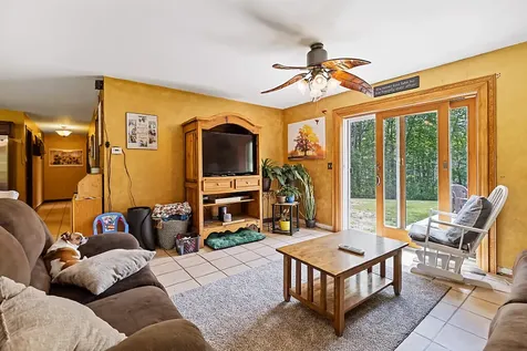 121 Dutton Road China ME 04358