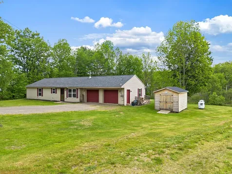 121 Dutton Road China ME 04358