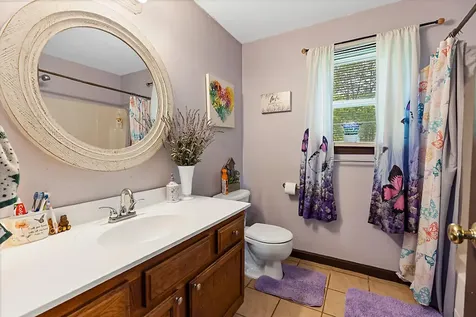 121 Dutton Road China ME 04358