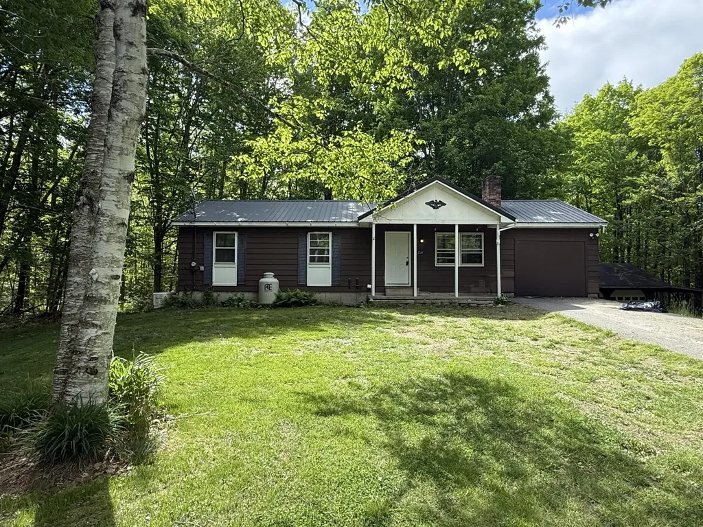 231 Morrill Pond Road Hartland ME 04943