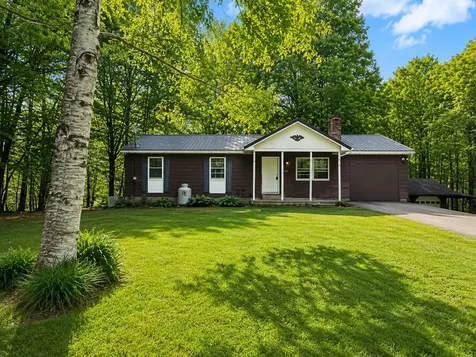 231 Morrill Pond Road Hartland ME 04943