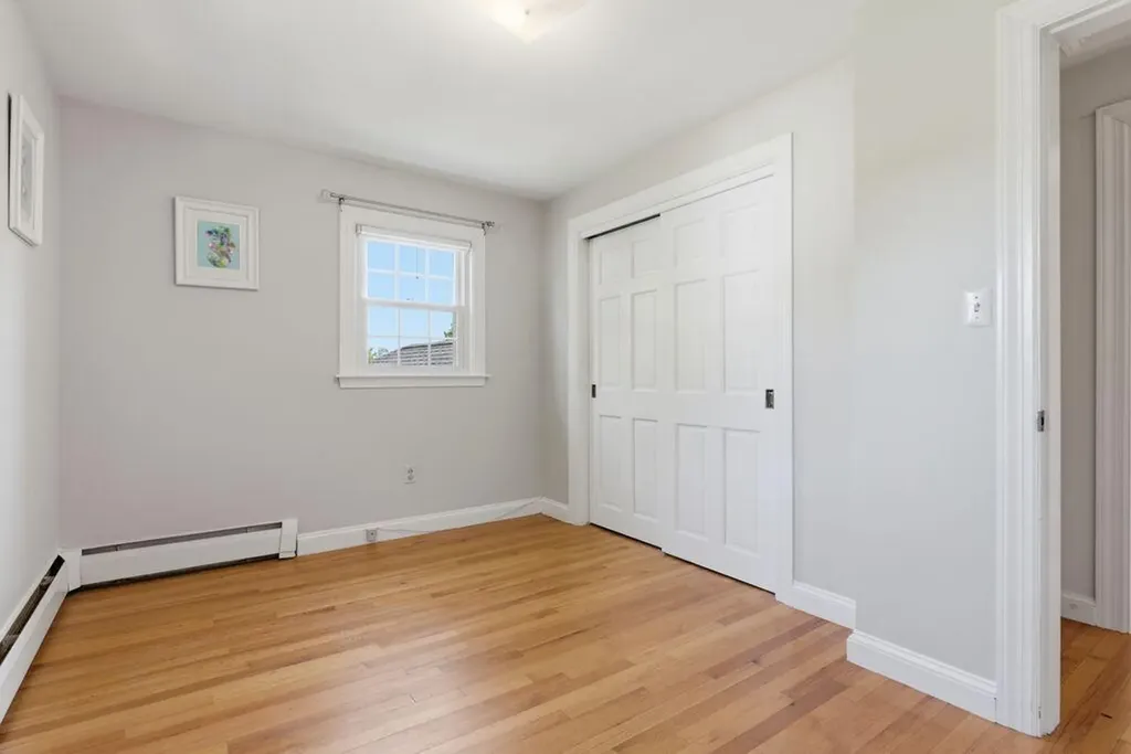 128 Curtis Road Portland ME 04103