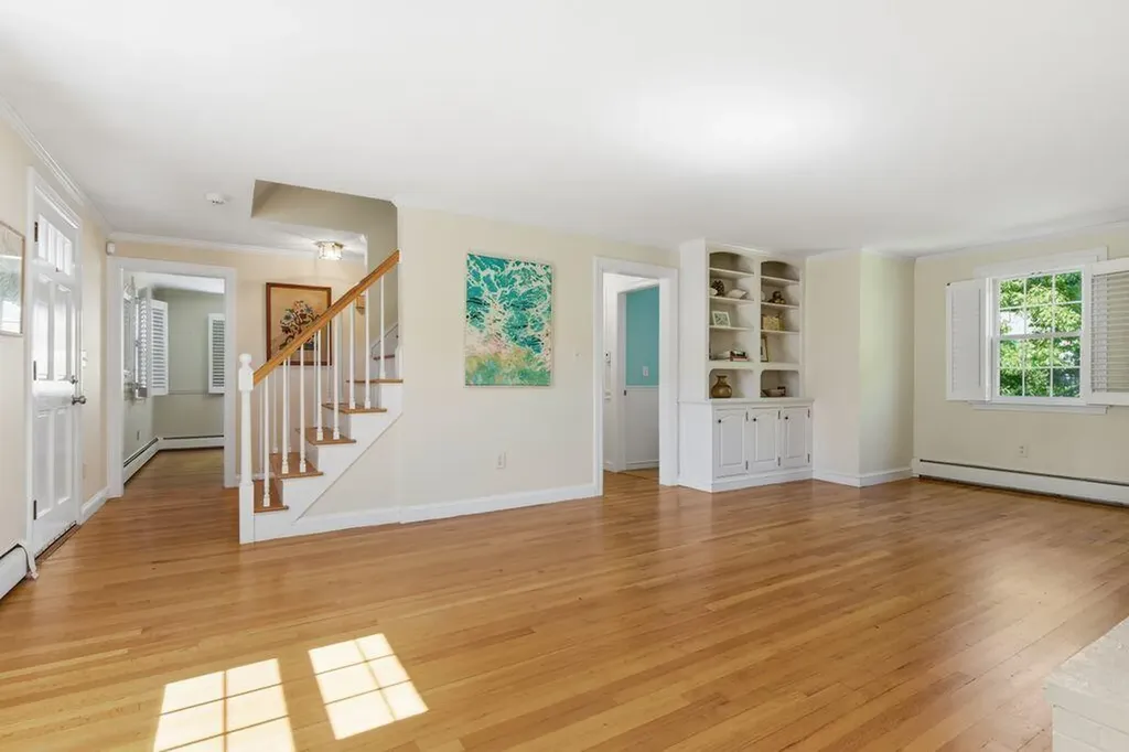 128 Curtis Road Portland ME 04103