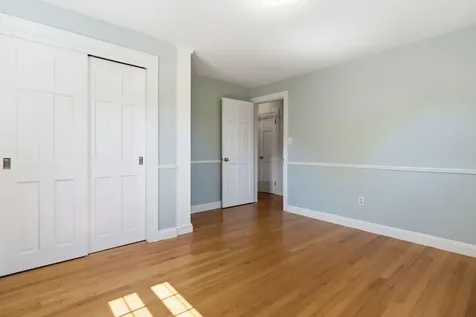 128 Curtis Road Portland ME 04103