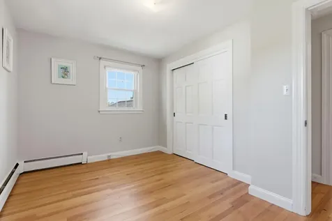 128 Curtis Road Portland ME 04103