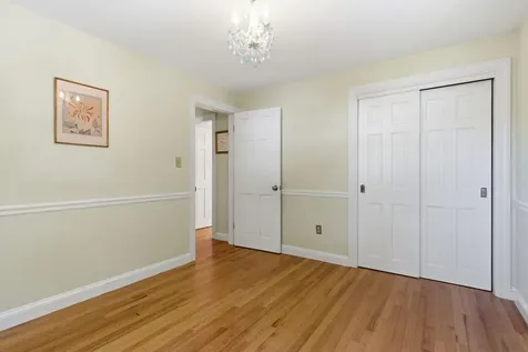 128 Curtis Road Portland ME 04103
