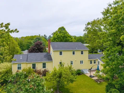 128 Curtis Road Portland ME 04103
