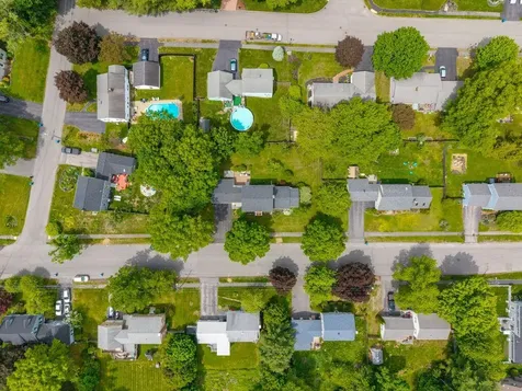 128 Curtis Road Portland ME 04103