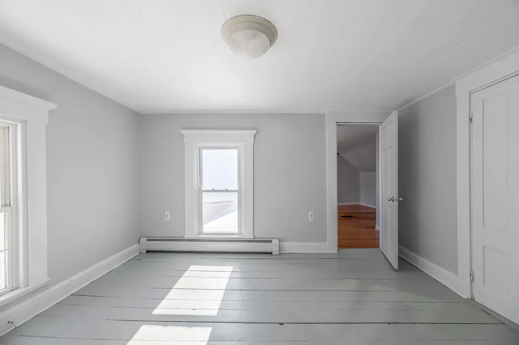 31 Dean Street Winterport ME 04496