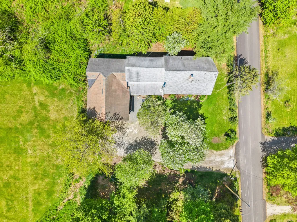 31 Dean Street Winterport ME 04496