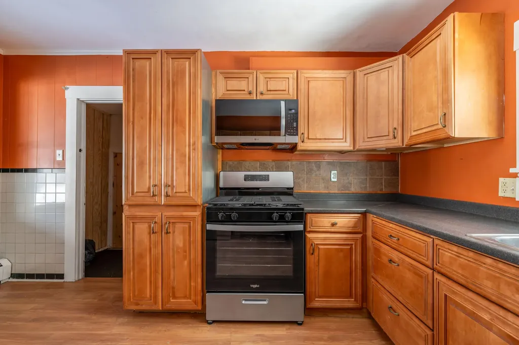 31 Dean Street Winterport ME 04496