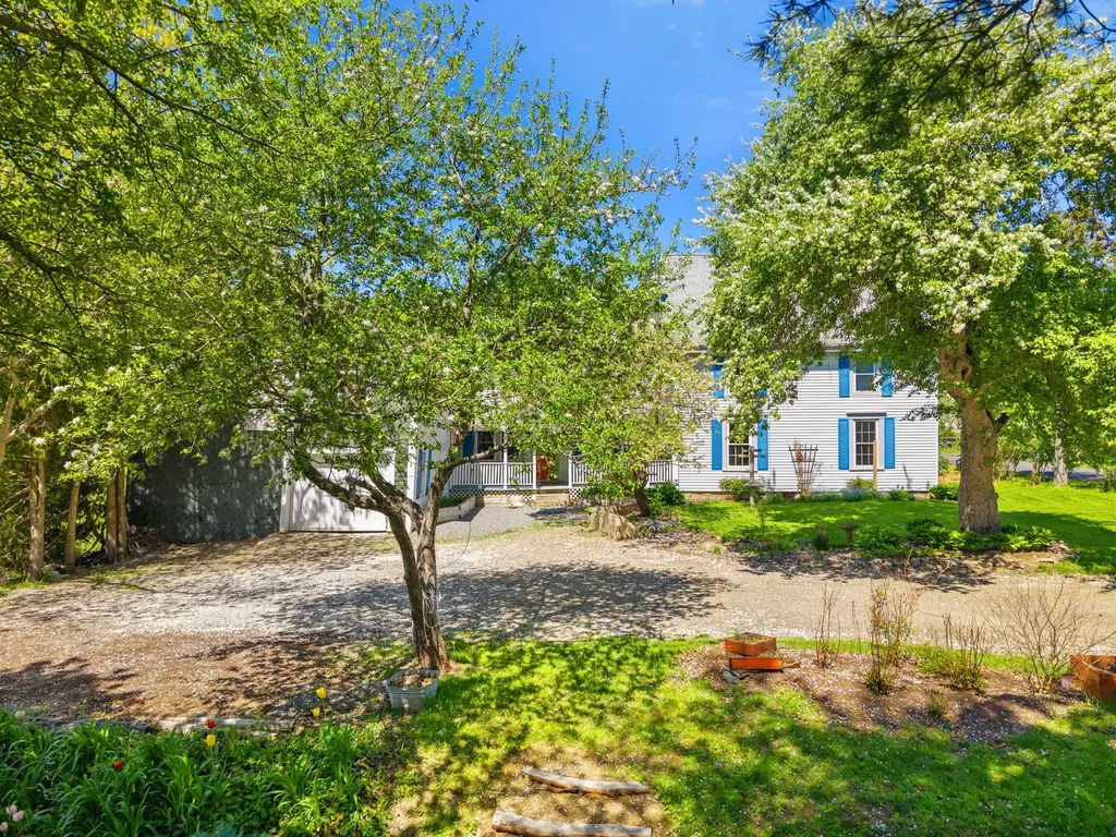31 Dean Street Winterport ME 04496