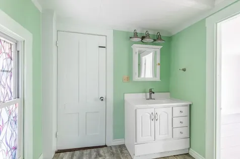 31 Dean Street Winterport ME 04496