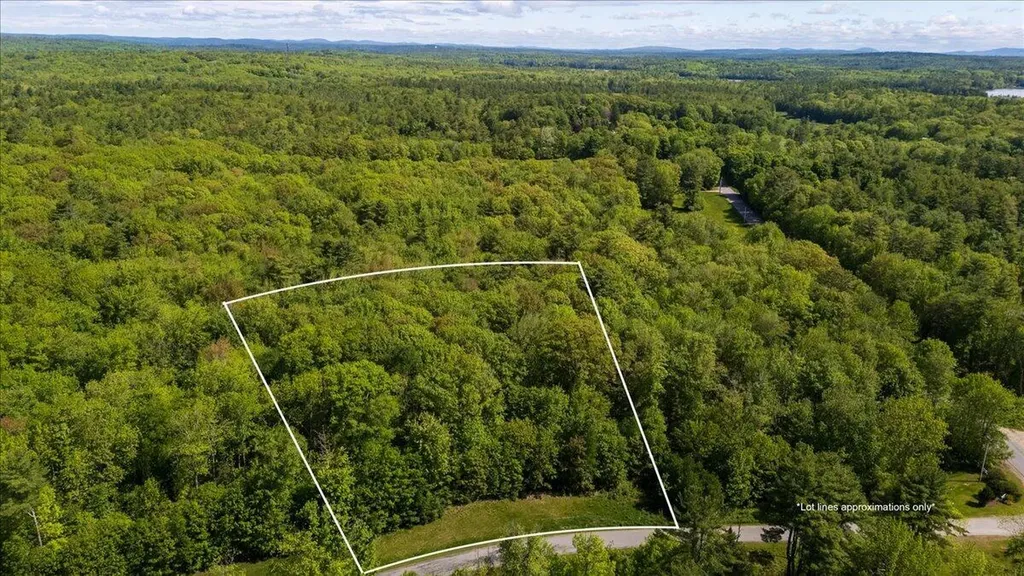 31-2 Nissen Farm Lane Damariscotta ME 04543