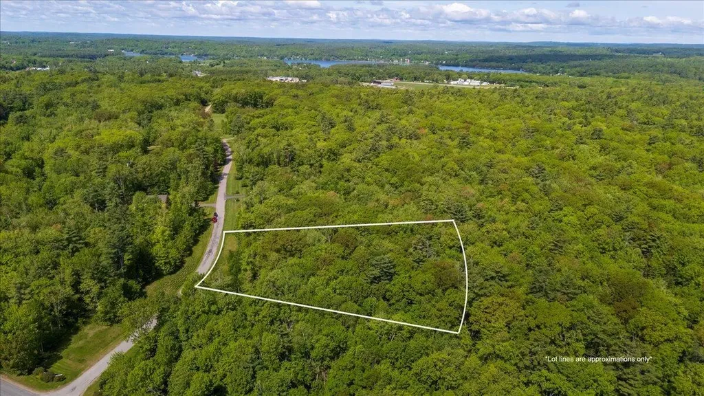 31-2 Nissen Farm Lane Damariscotta ME 04543