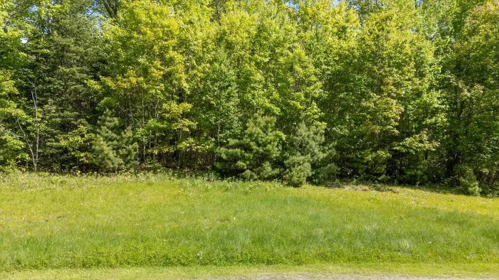 31-2 Nissen Farm Lane Damariscotta ME 04543