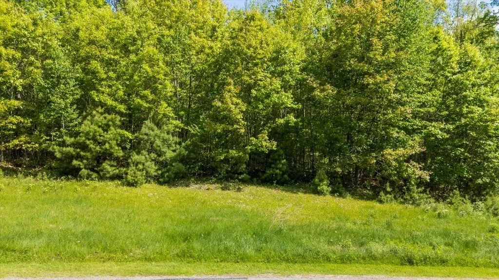 31-2 Nissen Farm Lane Damariscotta ME 04543