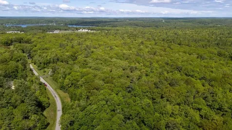 31-2 Nissen Farm Lane Damariscotta ME 04543