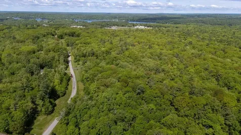 31-2 Nissen Farm Lane Damariscotta ME 04543