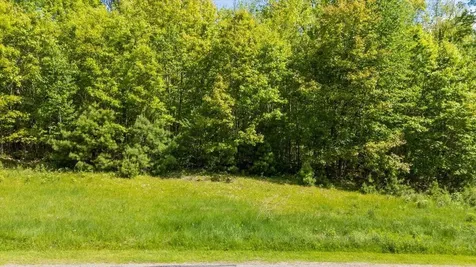 31-2 Nissen Farm Lane Damariscotta ME 04543