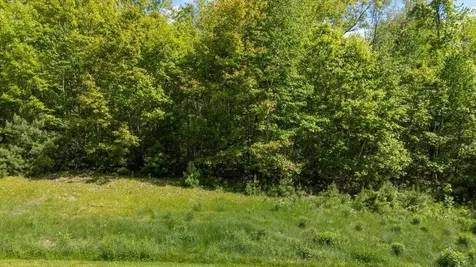 31-2 Nissen Farm Lane Damariscotta ME 04543