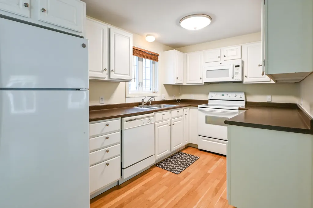 19 Pine Valley Road Old Orchard Beach ME 04064