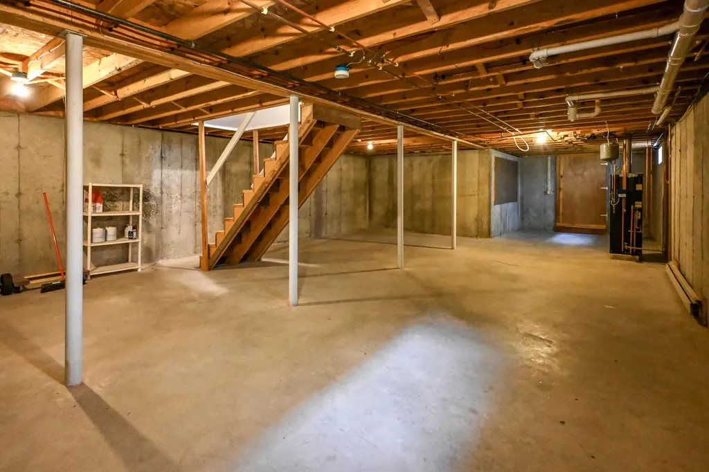 19 Pine Valley Road Old Orchard Beach ME 04064