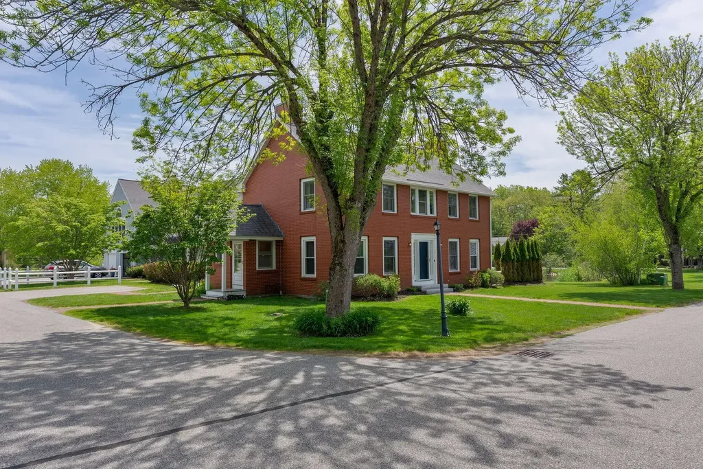 1 Ephraim Tyler Way Kennebunk ME 04043