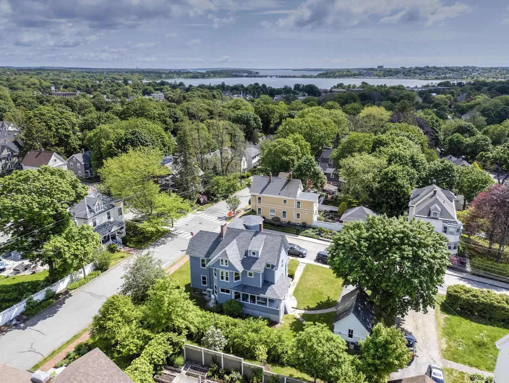 76 Beacon Street Portland ME 04103