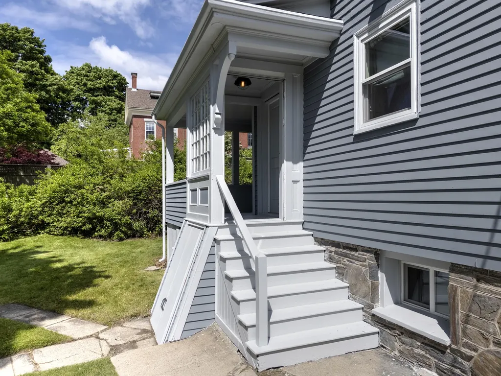 76 Beacon Street Portland ME 04103