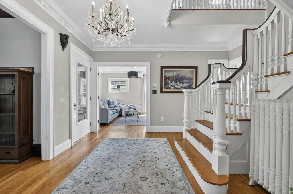 76 Beacon Street Portland ME 04103