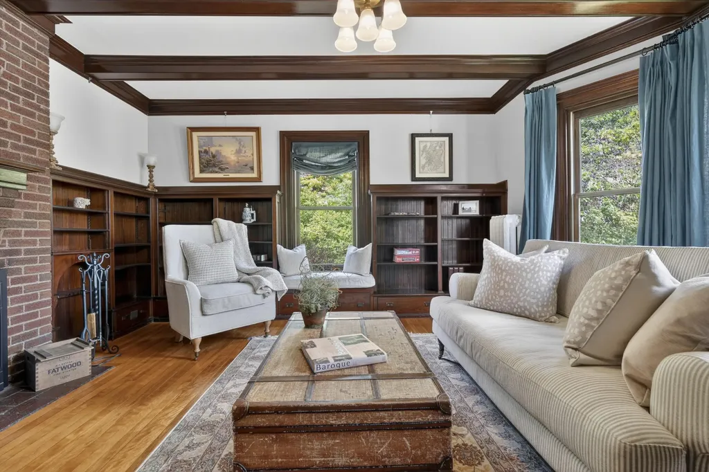 76 Beacon Street Portland ME 04103