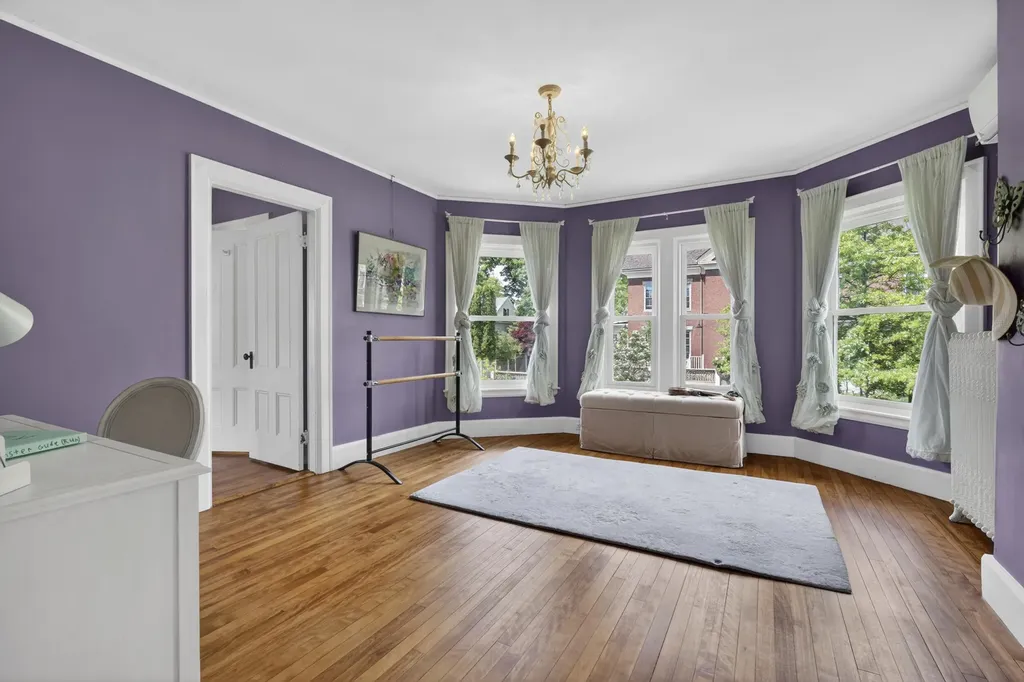 76 Beacon Street Portland ME 04103