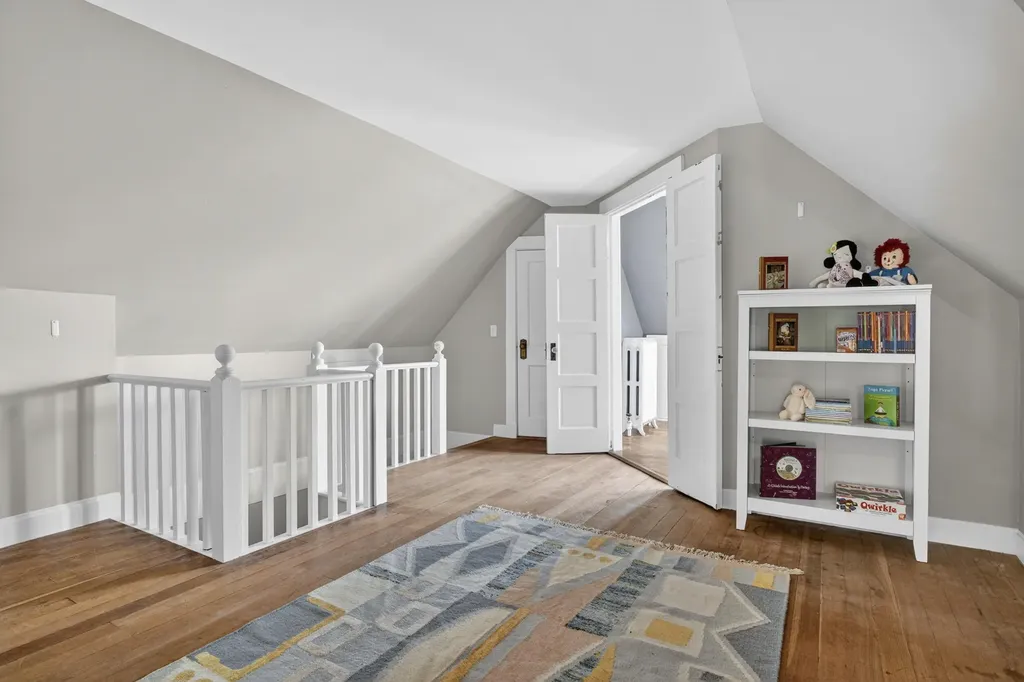 76 Beacon Street Portland ME 04103