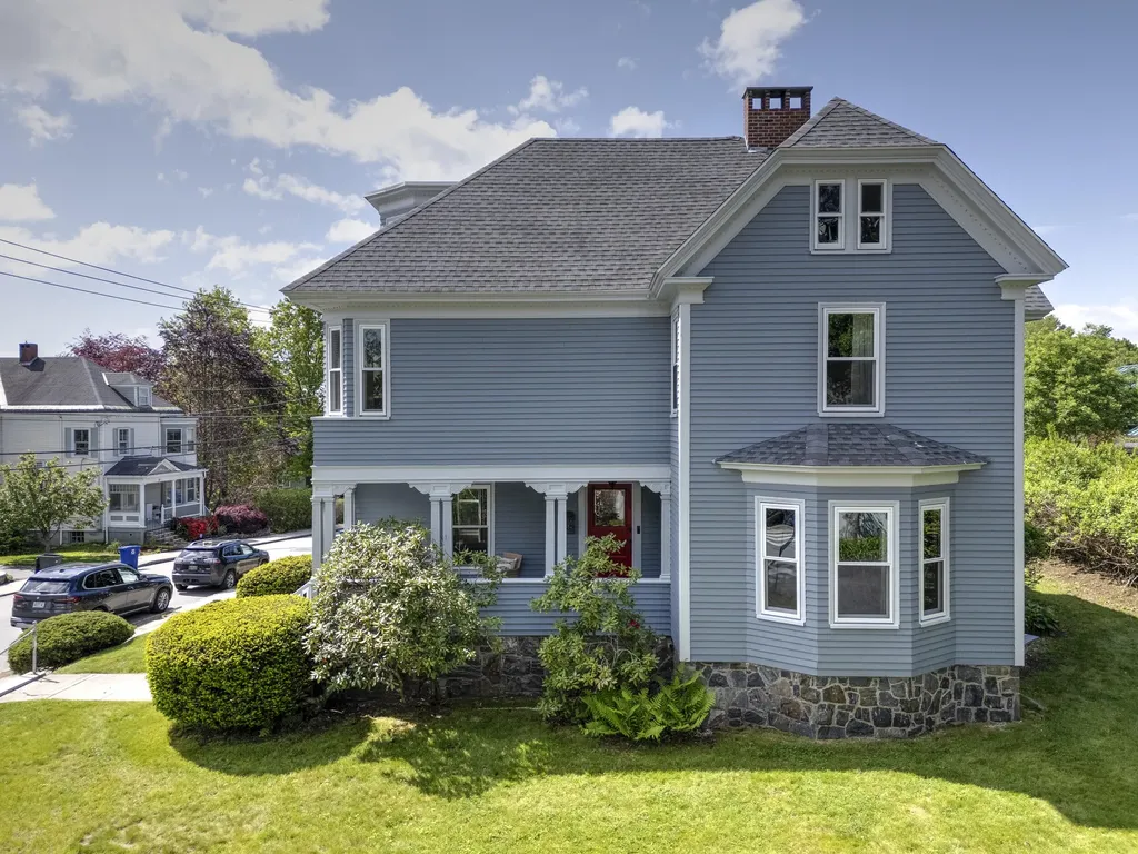 76 Beacon Street Portland ME 04103