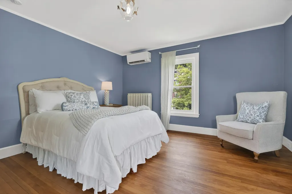 76 Beacon Street Portland ME 04103