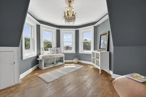 76 Beacon Street Portland ME 04103