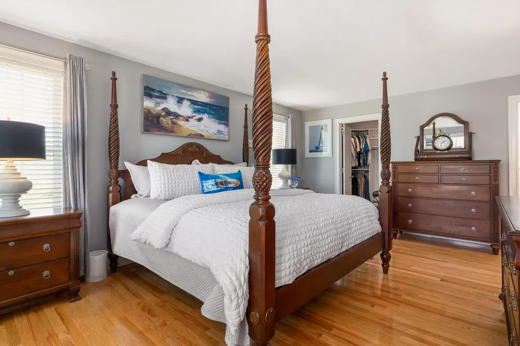 12 Perrys Way Berwick ME 03901