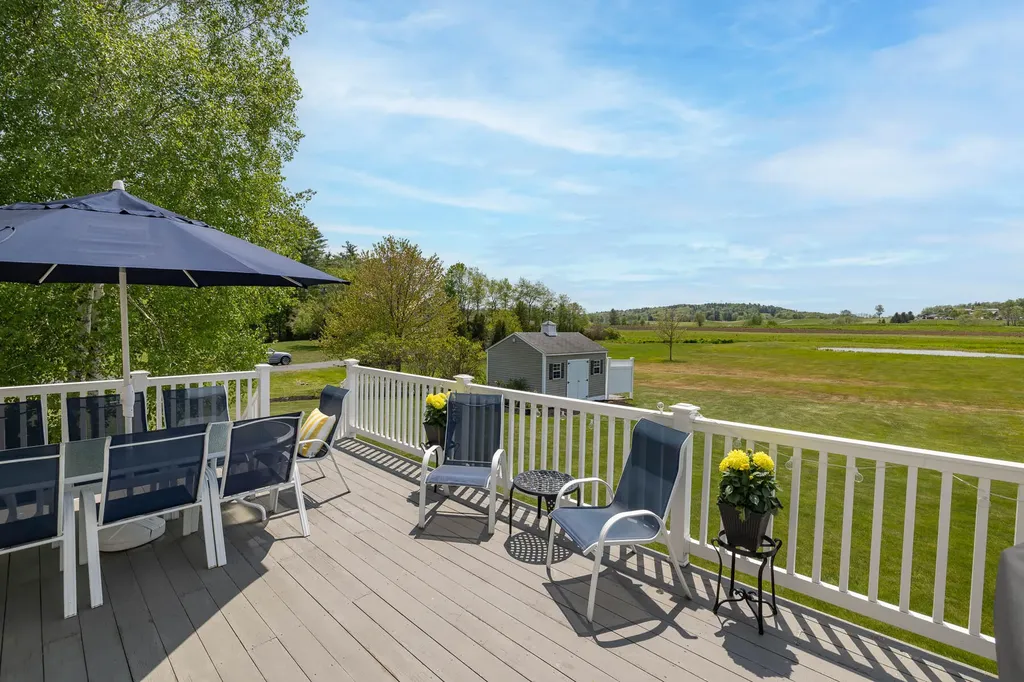 12 Perrys Way Berwick ME 03901
