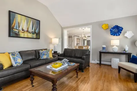 12 Perrys Way Berwick ME 03901