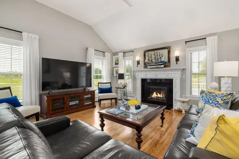 12 Perrys Way Berwick ME 03901