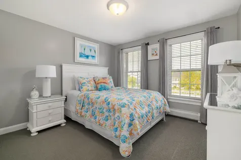 12 Perrys Way Berwick ME 03901