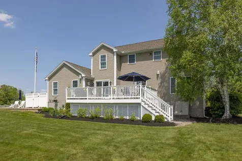 12 Perrys Way Berwick ME 03901