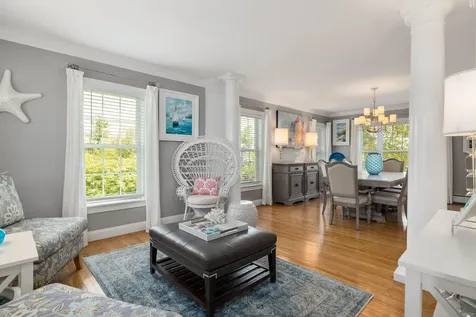 12 Perrys Way Berwick ME 03901