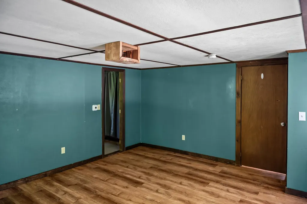 21 Dearborn Road Hiram ME 04041