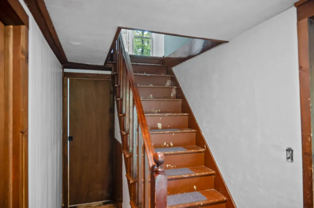 21 Dearborn Road Hiram ME 04041