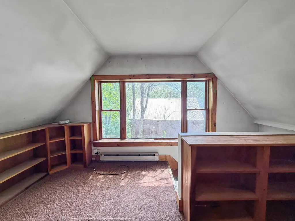 21 Dearborn Road Hiram ME 04041