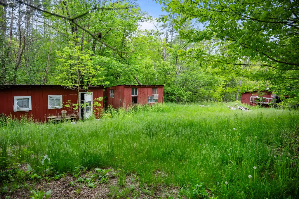 21 Dearborn Road Hiram ME 04041