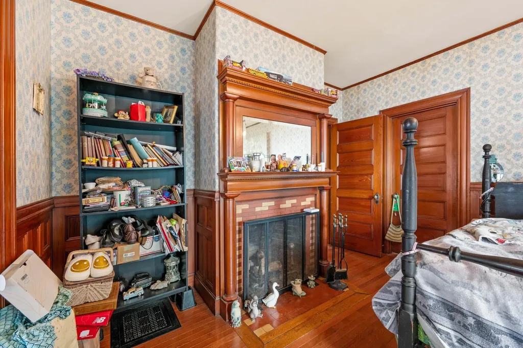 179 Main Street West Paris ME 04289